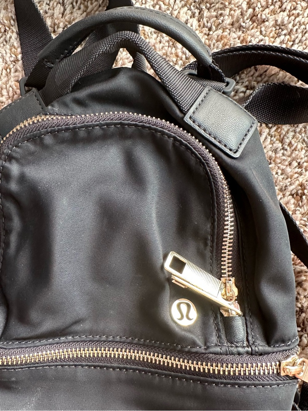 City Adventurer Backpack *Micro 3L - Picture 6 of 9